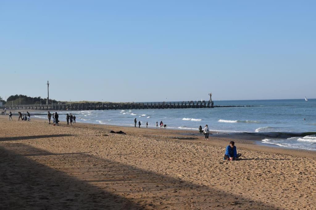 Le Refuge Marin Apartment Courseulles-sur-Mer Luaran gambar